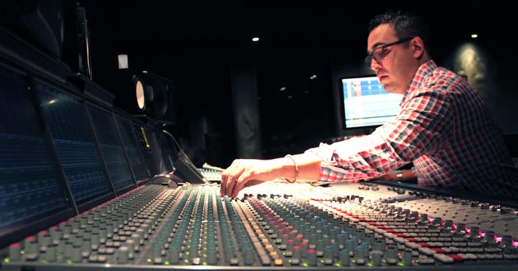 mixing and mastering engineer music production